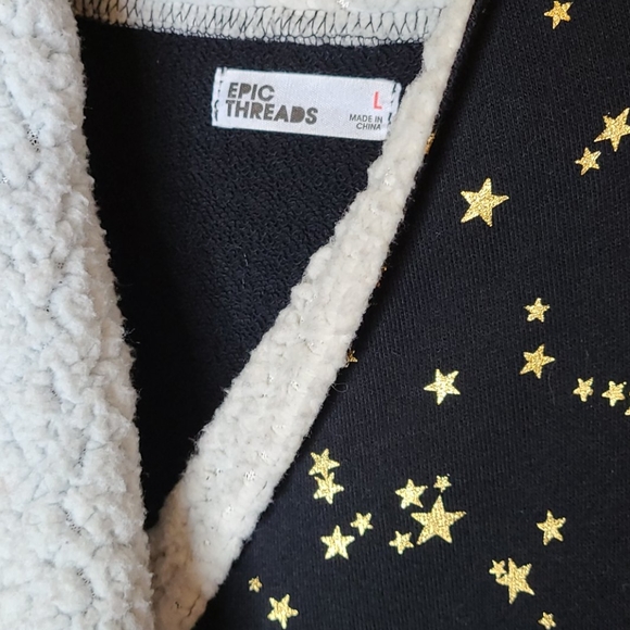 EPIC THREADS Vest - Picture 2 of 4